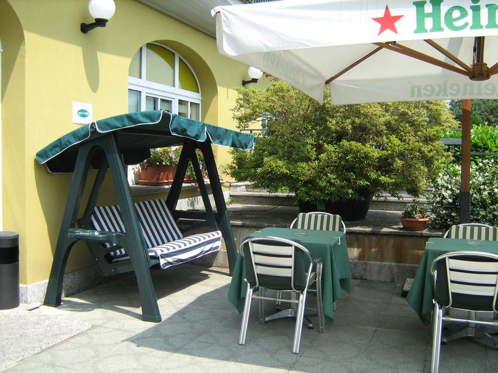 Hotel Del Fiume Cannobio Bagian luar foto